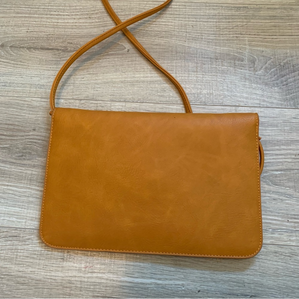Artisan Leather Clutch Crossbody Purse with strap - Picture 8 of 12